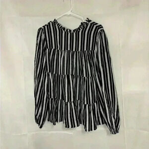 Womens size medium savanna Jane brand shirt,  #O508
